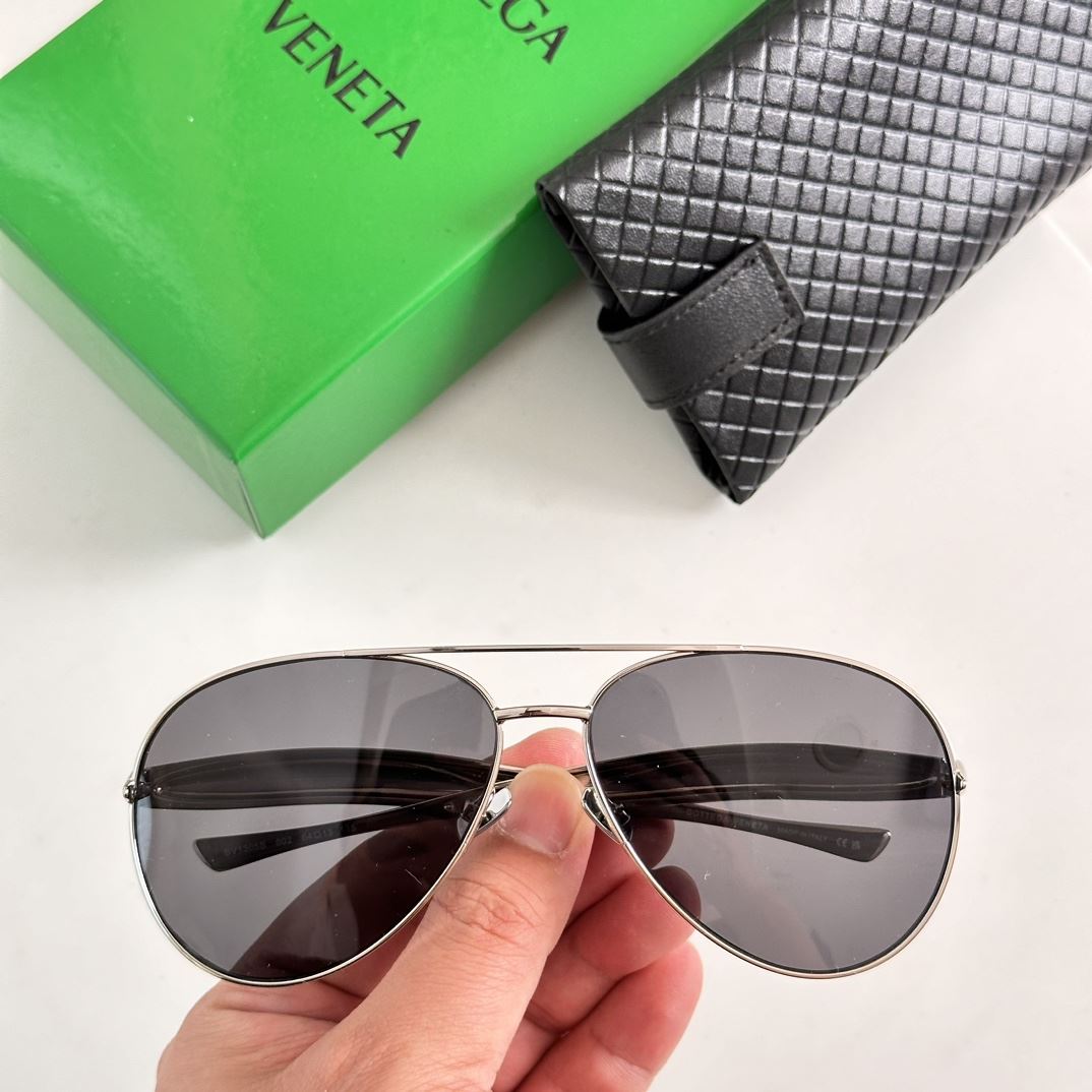 Bottega Veneta Sunglasses